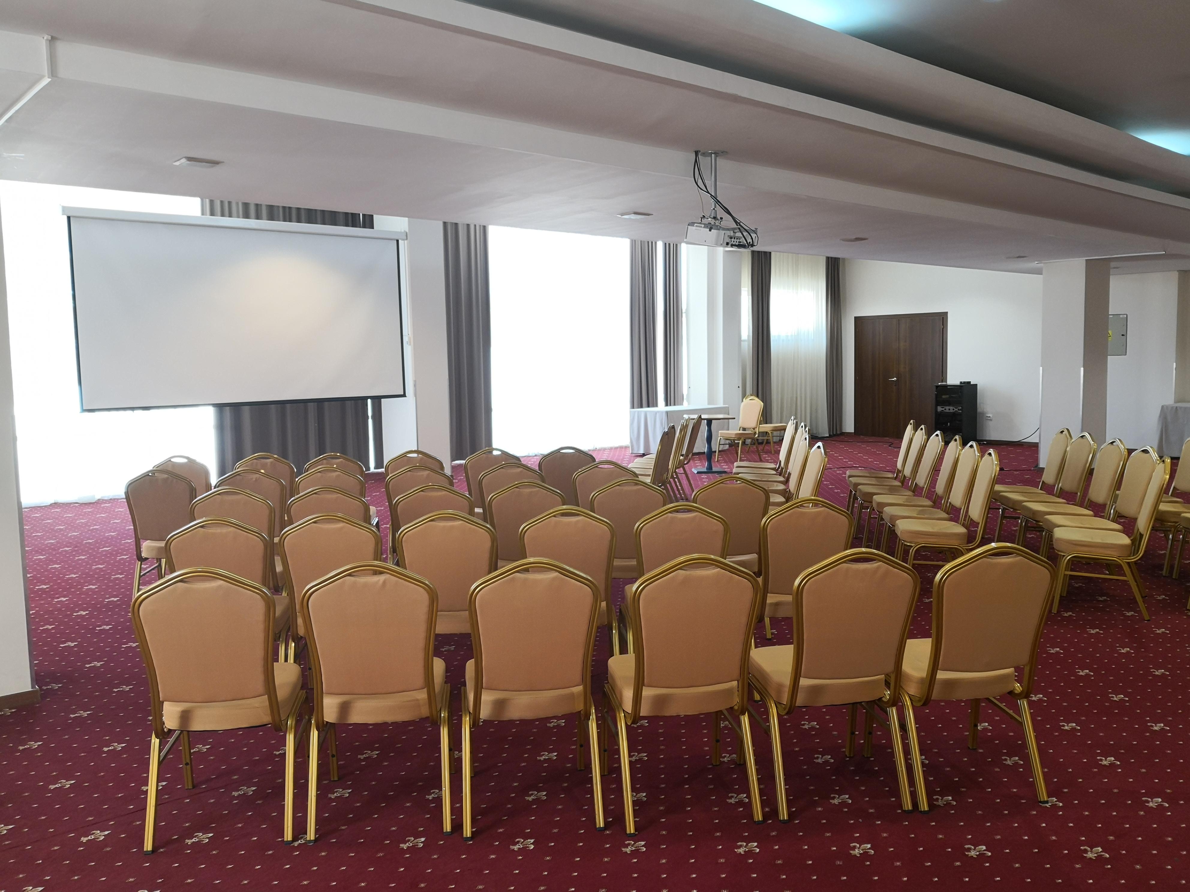 Iaki Conference & Mamaia