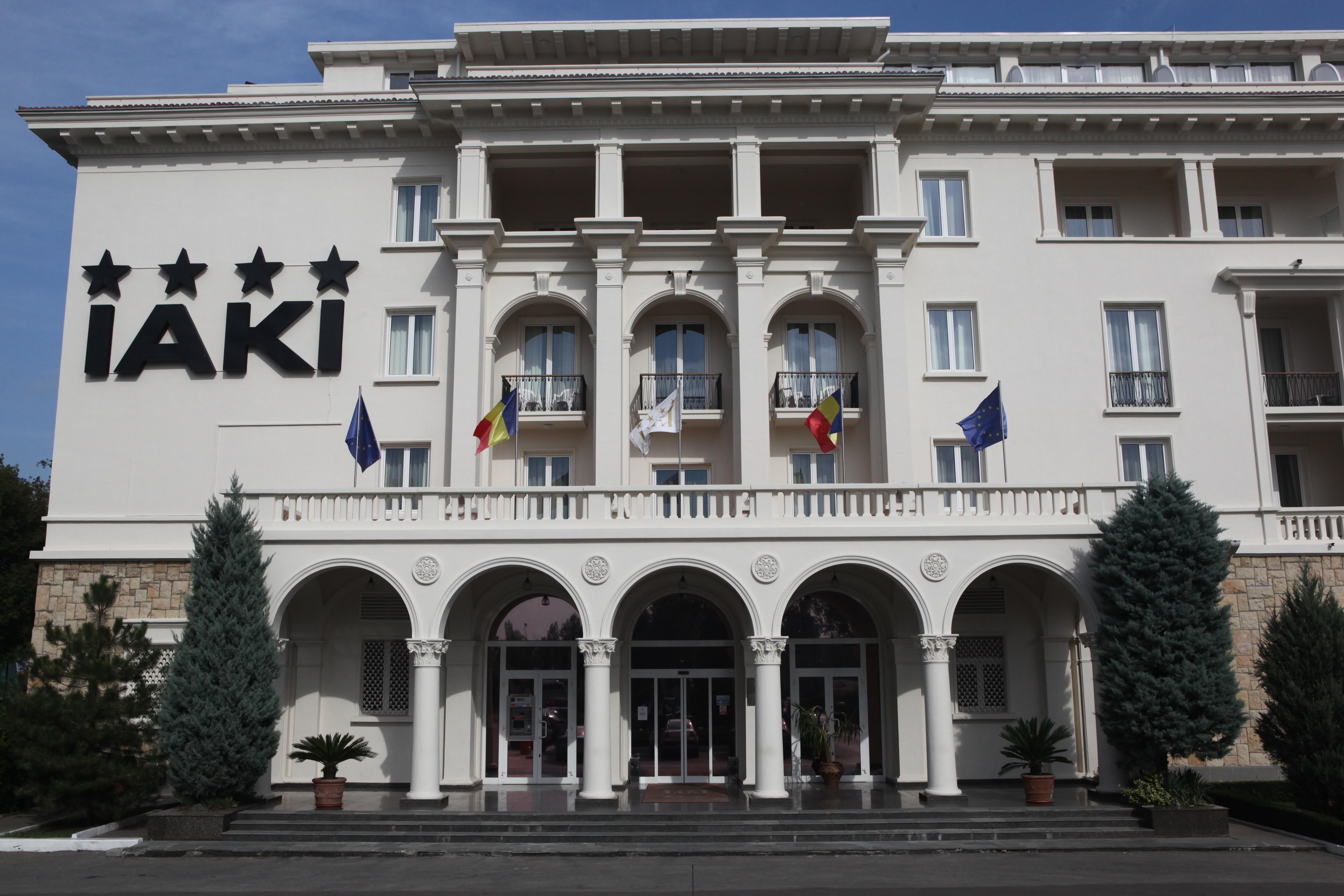 Iaki Conference & 酒店 4*